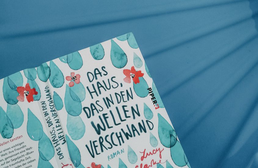 Rezension Das Haus, das in den Wellen verschwand Lucy